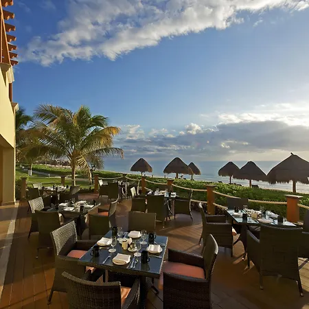Ocean Coral Riviera Cancún All Inclusive